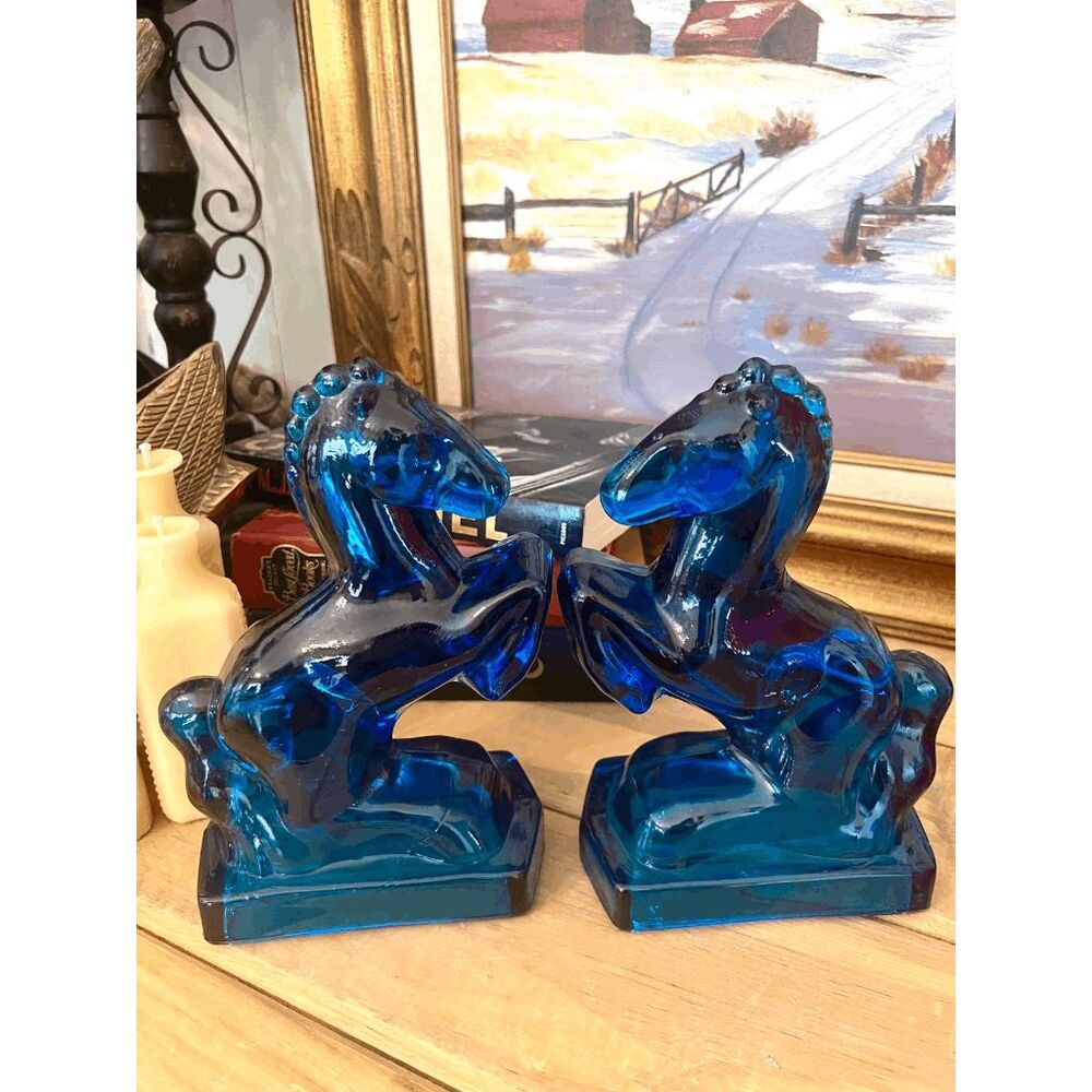 Pair Vintage L.E. Smith Blue Glass Rearing Horse Bookends